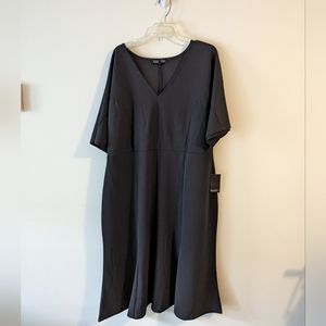 NWT Eloquii Fit and flare midi dress size 20